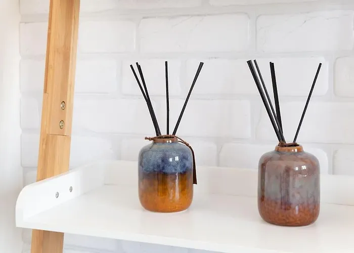 Апартаменты Wonderful Emoji In Oldtown, Street Parking *